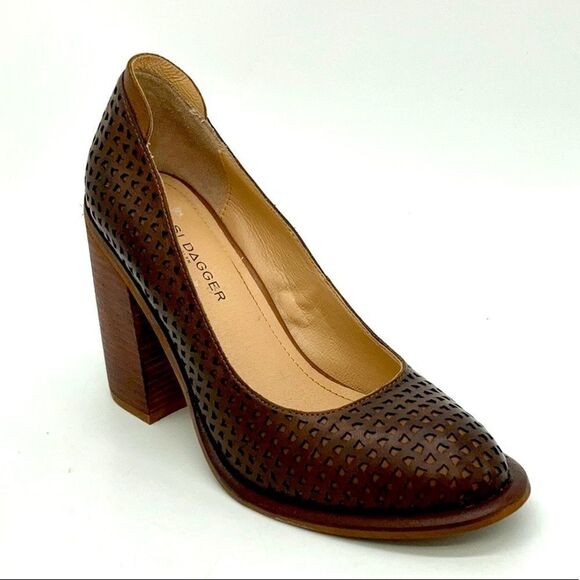 Kelsi Dagger Hall Pump - Picture 1 of 9